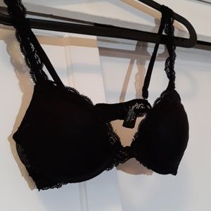 Black lace bra
